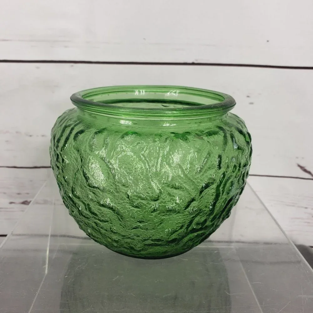 Vintage EO Brody Co Green Textured Round Depression Crinkle Glass Dish Candy Dis